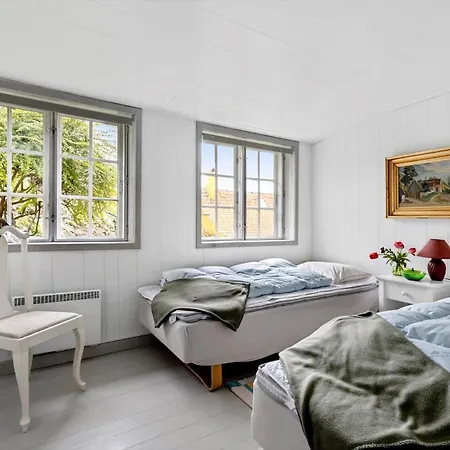 5635-gudhjem-kirkestien-3 * غودهيم